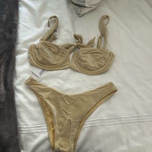 BRAND NEW WITH TAGS MONDAY SWIMWEAR BIKINI SET IN GOLD SHIMMER